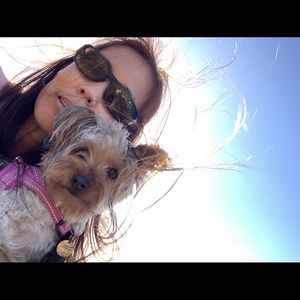 Meet your Posher, Caroline